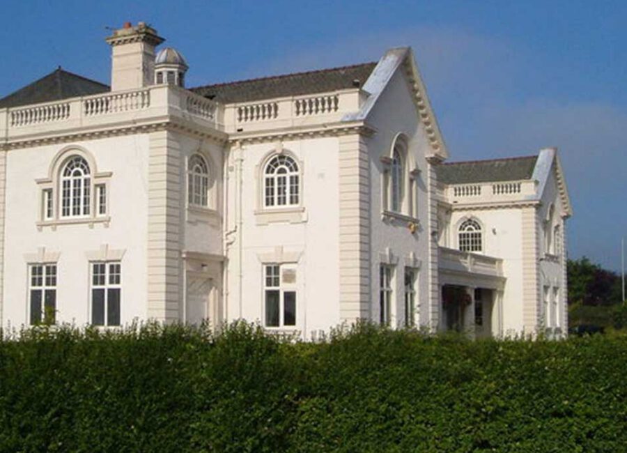 Llay Miners Welfare Institute